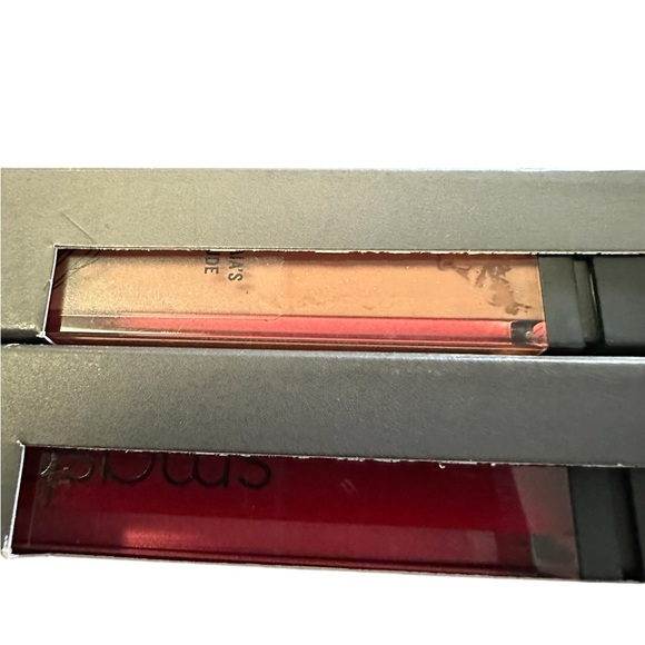 Smashbox LIP GLOSS BUNDLE OF 2 ALAIA’s and LUSTRELUX’s NIB FULL SIZE - Picture 2 of 5